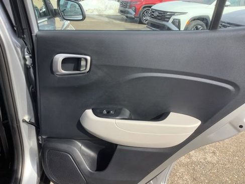 Certified 2026 Hyundai Venue SEL image 21