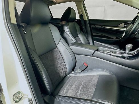 Used 2017 Nissan Maxima SR w/ Midnight Edition image 26