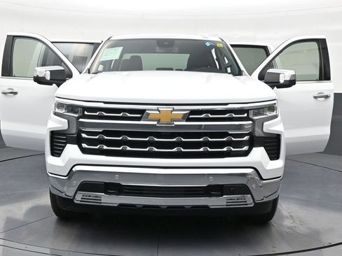 Used 2024 Chevrolet Silverado 1500 LTZ image 34