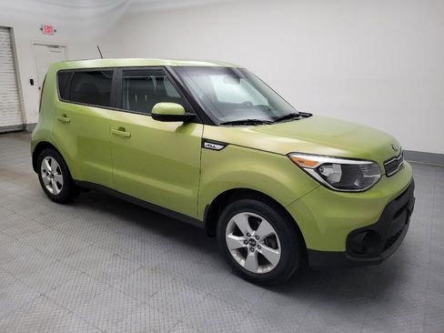 Used 2019 Kia Soul image 11