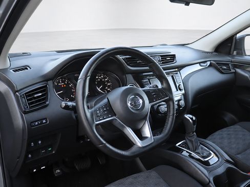 Used 2021 Nissan Rogue Sport SV FWD image 26