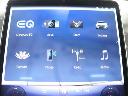 Used 2022 Mercedes-Benz EQS 450+ Sedan image 40