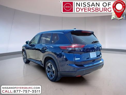 Used 2025 Nissan Rogue SV FWD image 5
