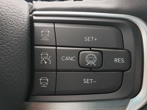 New 2026 Jeep Grand Wagoneer 4WD image 31