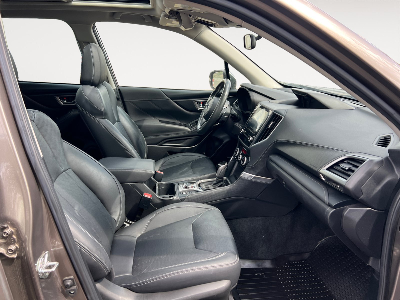 Used 2023 Subaru Forester Touring AWD/4WD image 15