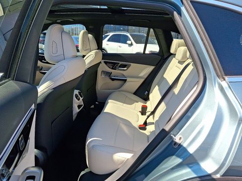 New 2026 Mercedes-Benz GLC 300 4MATIC image 8