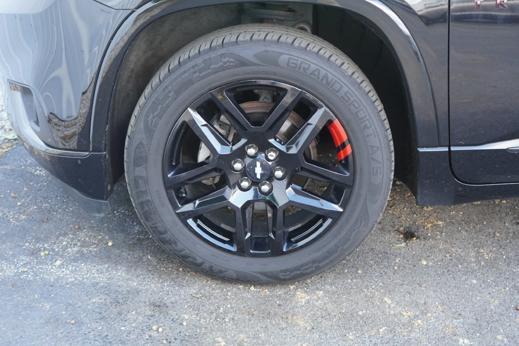 Used 2018 Chevrolet Traverse Premier w/ Redline Edition FWD image 6