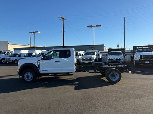 New 2026 Ford F550 4x4 Supercab Super Duty image 4