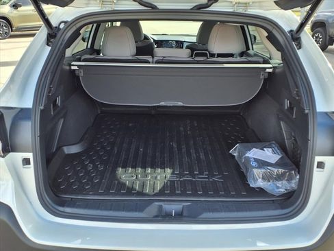 Certified 2025 Subaru Outback Premium image 25