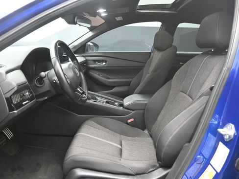 Used 2024 Honda Accord Sport image 18