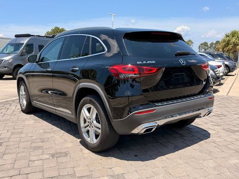 Used 2022 Mercedes-Benz GLA 250 4MATIC image 9