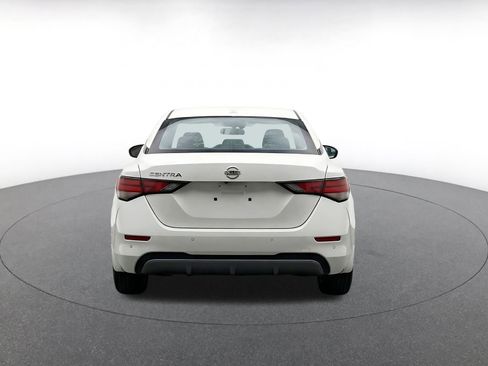 Used 2025 Nissan Sentra S image 8