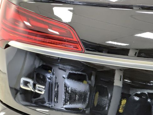 Used 2023 Audi Q5 Premium w/ Premium Plus Package AWD/4WD image 24