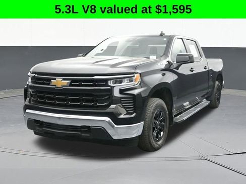 Used 2023 Chevrolet Silverado 1500 LT w/ Protection Package AWD/4WD image 2