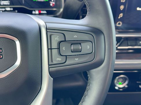 Used 2023 GMC Sierra 1500 SLT image 15