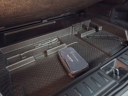 Used 2023 Mercedes-Benz EQB 350 4MATIC SUV image 54