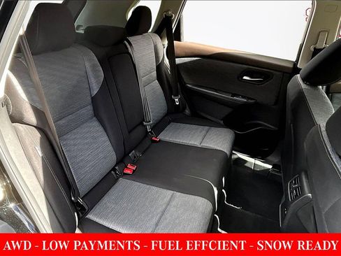 Used 2023 Nissan Rogue SV image 23