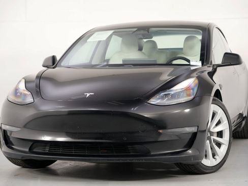Used 2021 Tesla Model 3 Long Range image 3