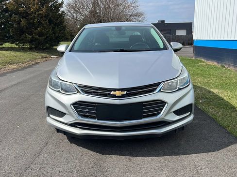 Used 2016 Chevrolet Cruze LS image 2