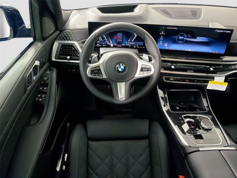New 2026 BMW X5 xDrive40i w/ M Sport Package AWD/4WD image 22