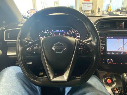 Used 2018 Nissan Maxima 3.5 SL image 18