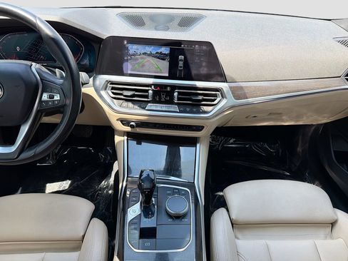 Used 2019 BMW 330i Sedan w/ Convenience Package RWD image 17