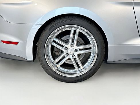 Used 2019 Ford Mustang GT w/ GT Performance Package RWD image 33