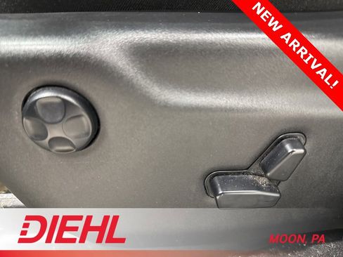 Used 2020 Jeep Grand Cherokee Altitude image 19