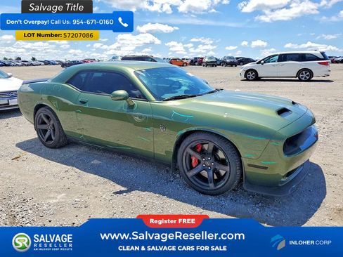 Used 2021 Dodge Challenger SRT Hellcat w/ Plus Package RWD image 5