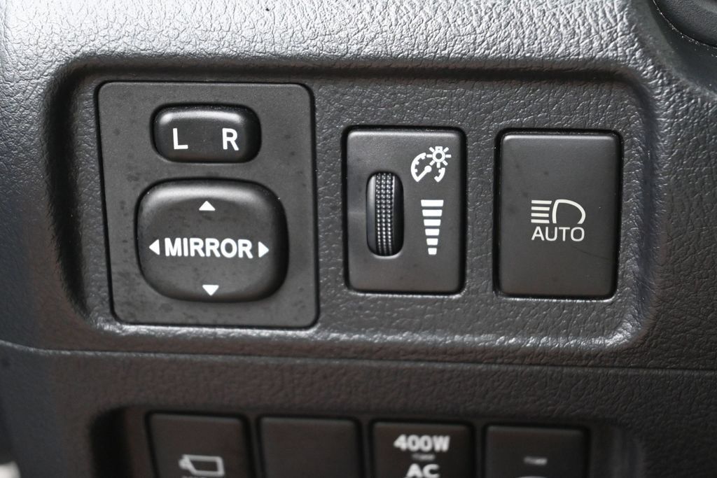 Certified 2022 Toyota 4Runner Limited AWD/4WD image 15