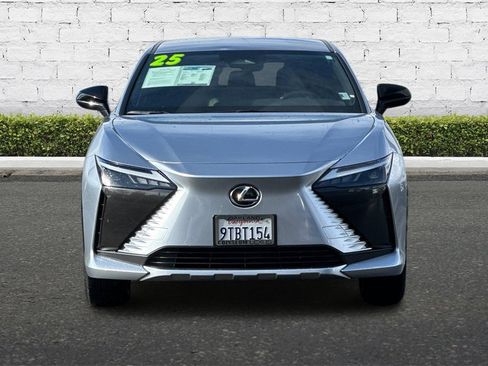 Used 2025 Lexus RZ 300e image 10
