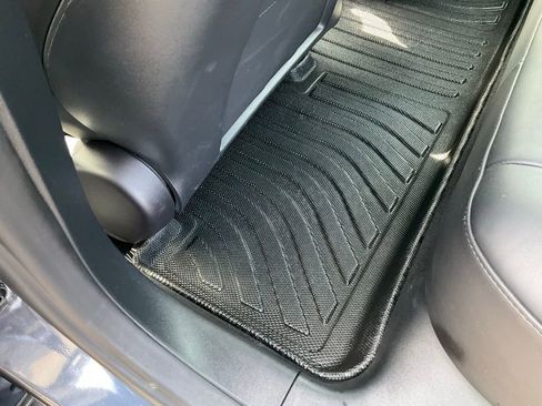 Used 2023 Tesla Model 3 Standard Range image 27