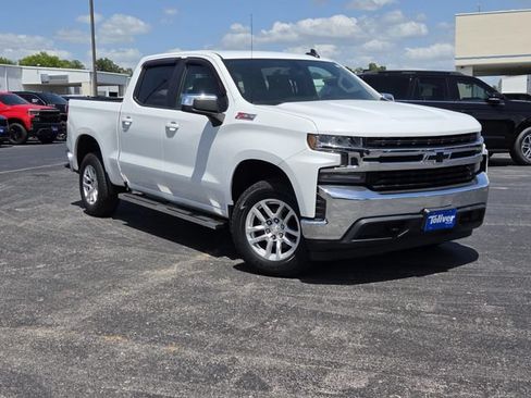 Used 2019 Chevrolet Silverado 1500 LT w/ All-Star Edition AWD/4WD image 2