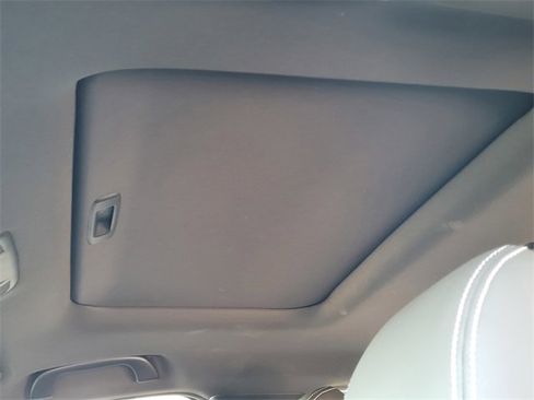 Used 2020 MAZDA CX-9 Signature image 17