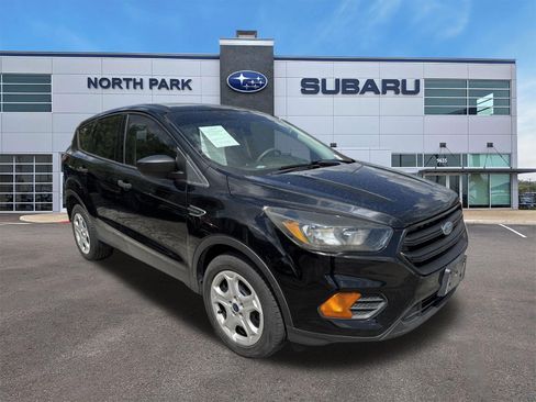 Used 2018 Ford Escape S FWD image 1