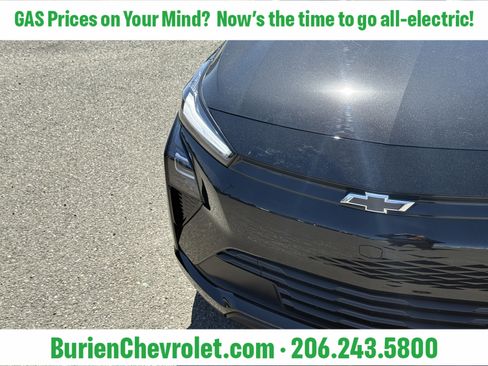 New 2027 Chevrolet Bolt LT w/ Comfort Package FWD image 39