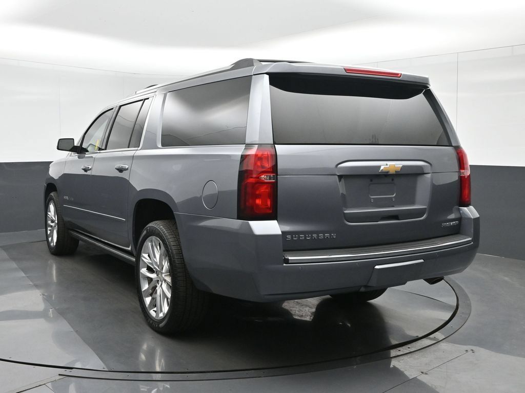 Used 2019 Chevrolet Suburban Premier w/ Premier Plus Edition AWD/4WD image 5