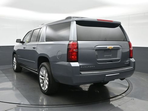 Used 2019 Chevrolet Suburban Premier w/ Premier Plus Edition AWD/4WD image 5