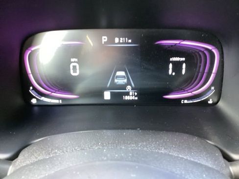 Used 2025 Kia Soul LX w/ LX Technology Package FWD image 18