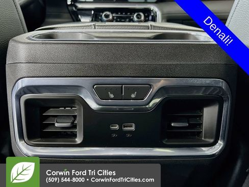 Used 2022 GMC Sierra 1500 Denali w/ Denali Reserve Package AWD/4WD image 30