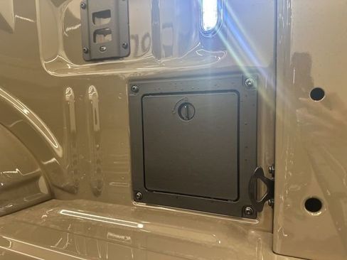 New 2025 Ford F150 Lariat w/ Equipment Group 501A Mid image 13