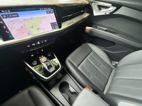 Used 2024 Audi Q4 e-tron Premium Plus AWD/4WD image 29