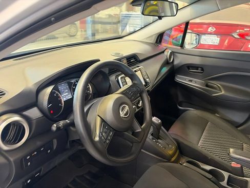 Used 2024 Nissan Versa S w/ Trunk Package FWD image 9