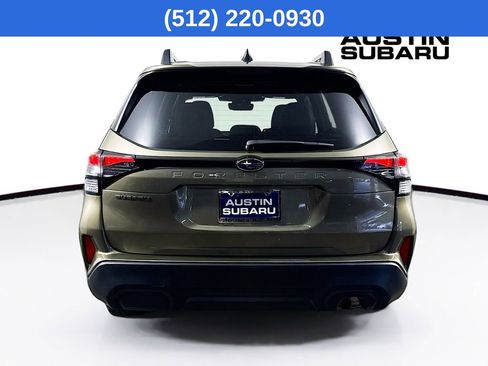 Used 2026 Subaru Forester Premium AWD/4WD image 7