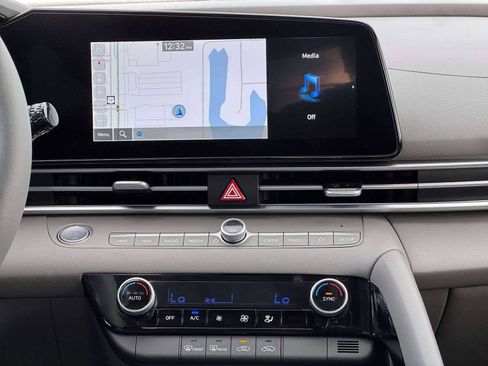 New 2026 Hyundai Elantra Sport image 19