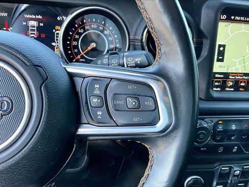 Certified 2021 Jeep Wrangler Unlimited Sahara AWD/4WD image 29