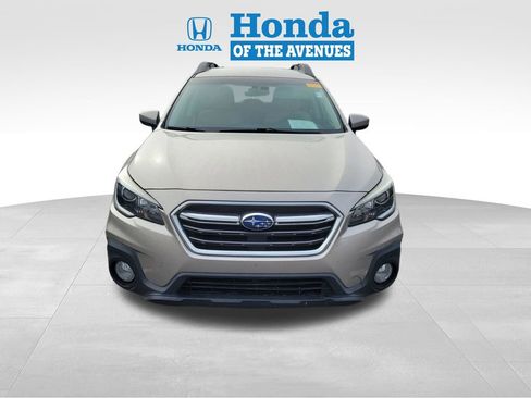 Used 2018 Subaru Outback 2.5i Premium w/ Popular Package #1 image 2