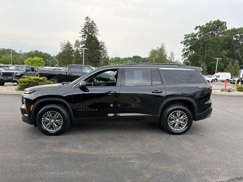 Used 2026 Chevrolet Traverse LT AWD/4WD image 7