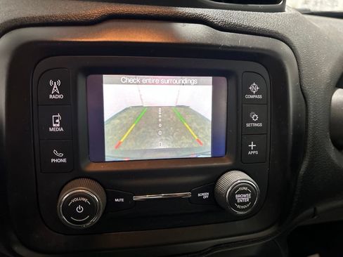 Used 2019 Jeep Renegade Sport AWD/4WD image 20