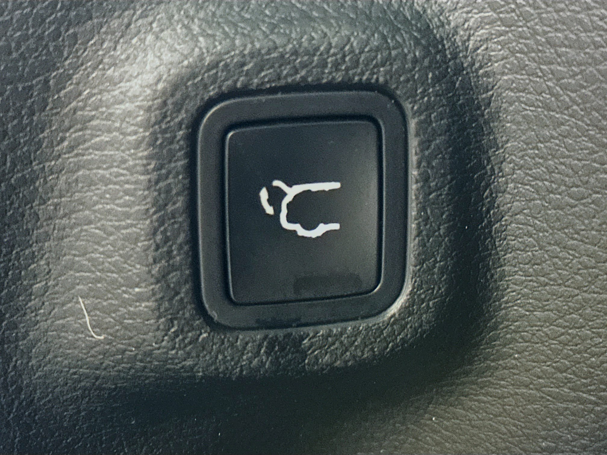 Used 2020 Jeep Compass Latitude FWD image 29